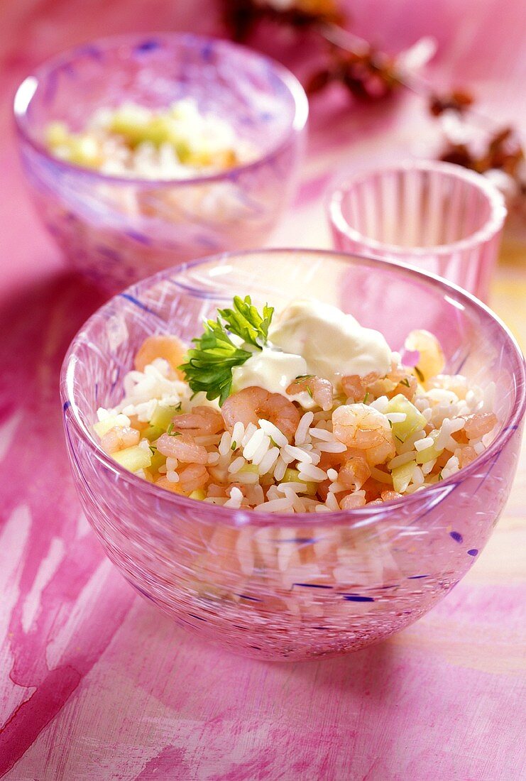 Rice salad with shrimps and cucumber