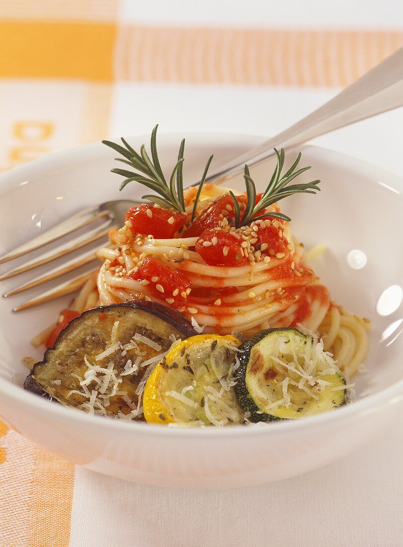 Spaghetti alla mamma Piera (spaghetti with grilled vegetables)