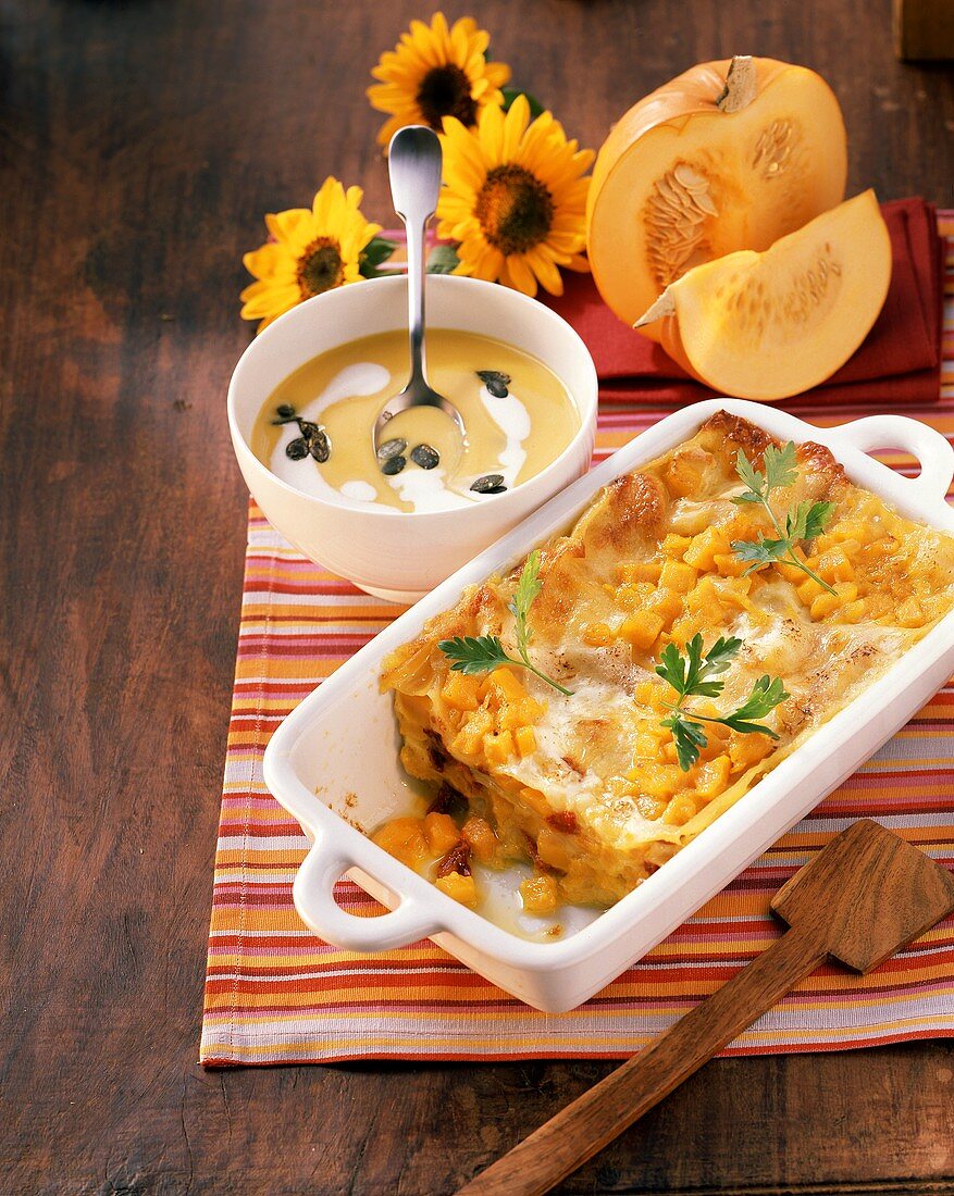 Kürbissuppe mit Ingwer und Kürbislasagne