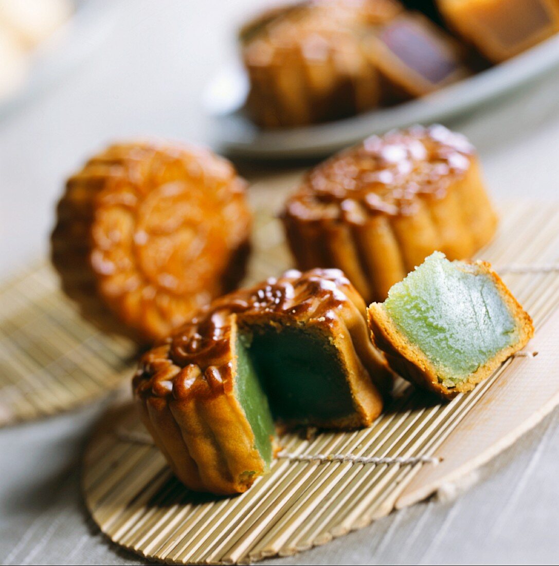 Mid-autumn moon cake (Mürbteig mit Lotussamen, Peking, China)