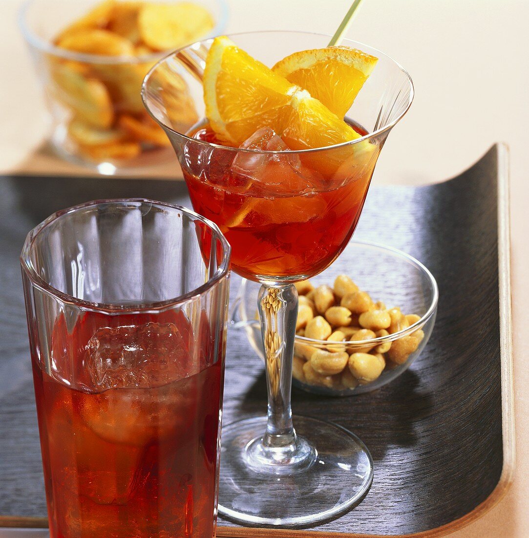 'Americano' & 'Negroni' (Cocktails mit Vermouth und Campari)