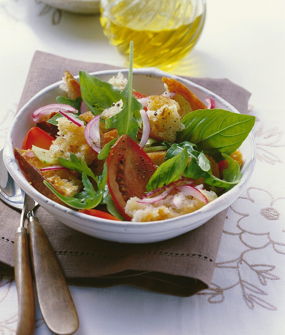 Panzanella (Brotsalat),Toskana, Italien