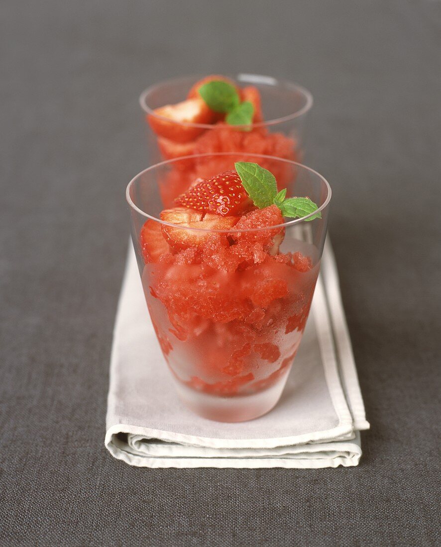 Strawberry sorbet in two glasses