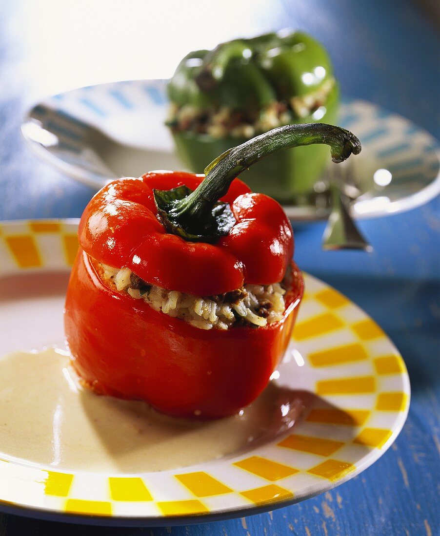 Stuffed pepper with rice and mince stuffing