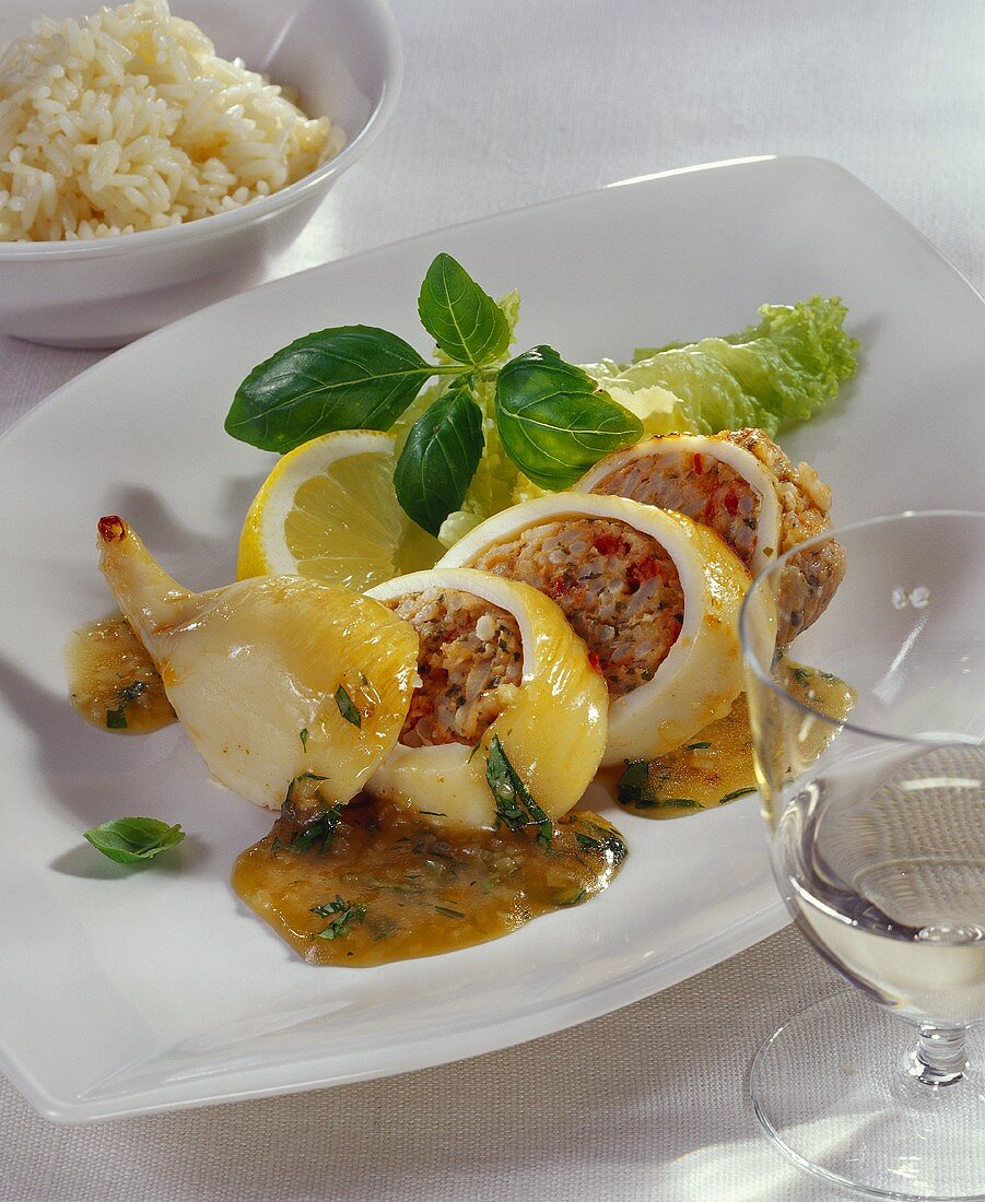 Squid with rice and tomato filling