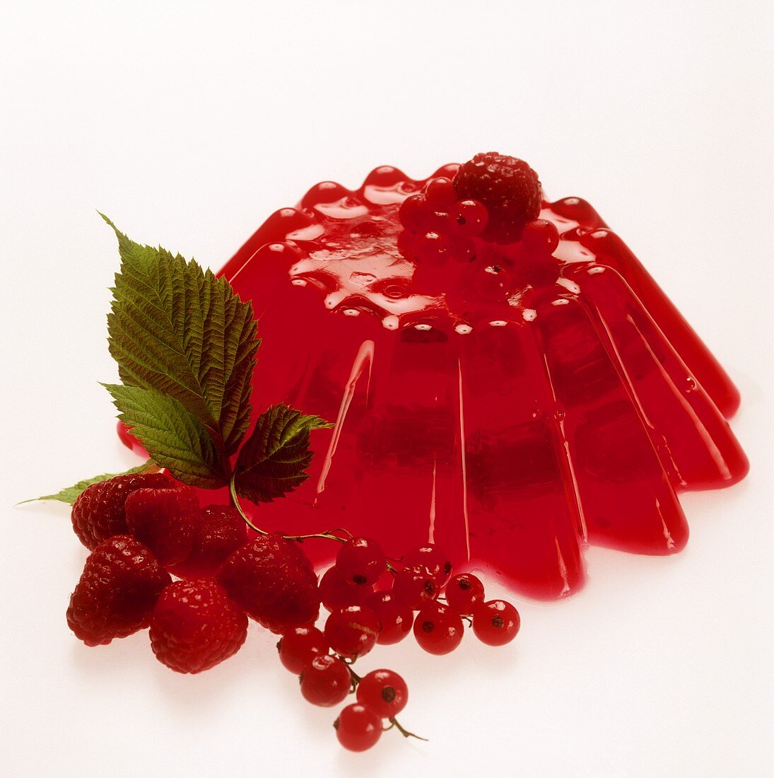 Red raspberry and redcurrant jelly