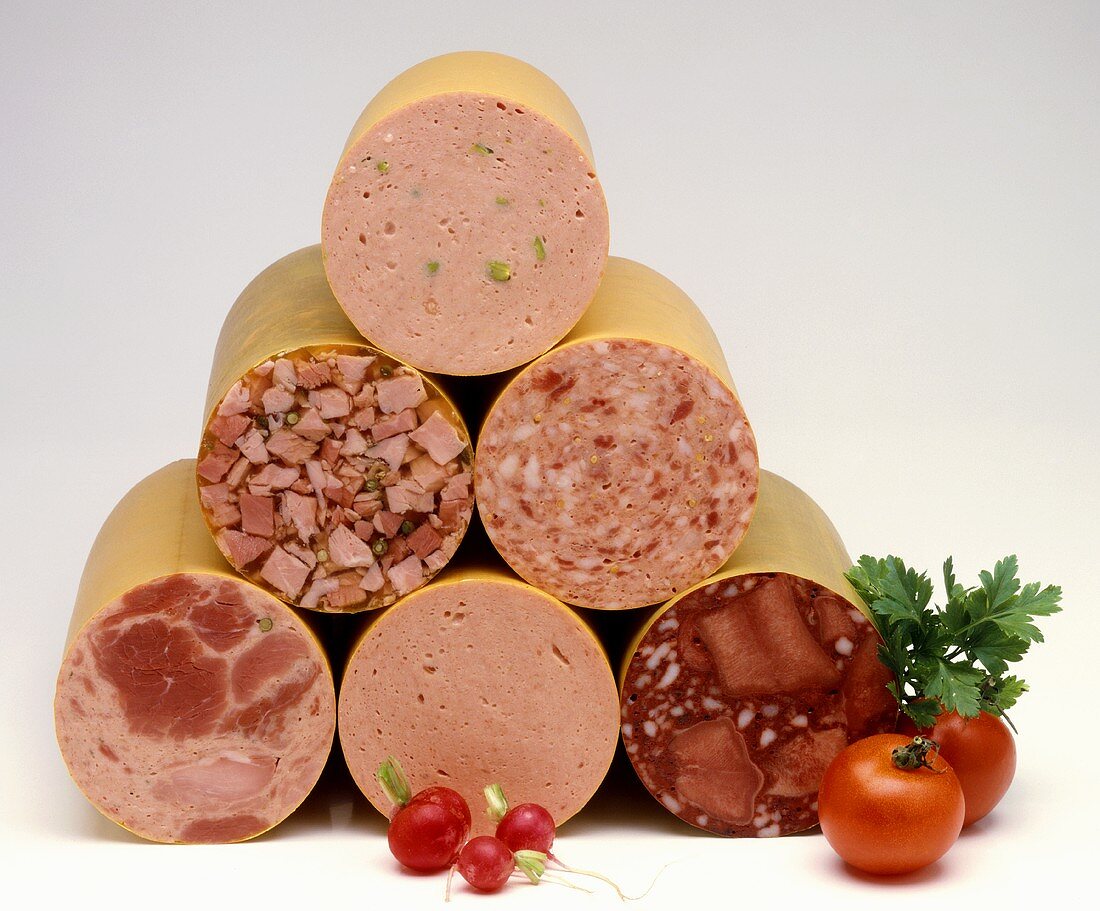 Various types of fresh sausages