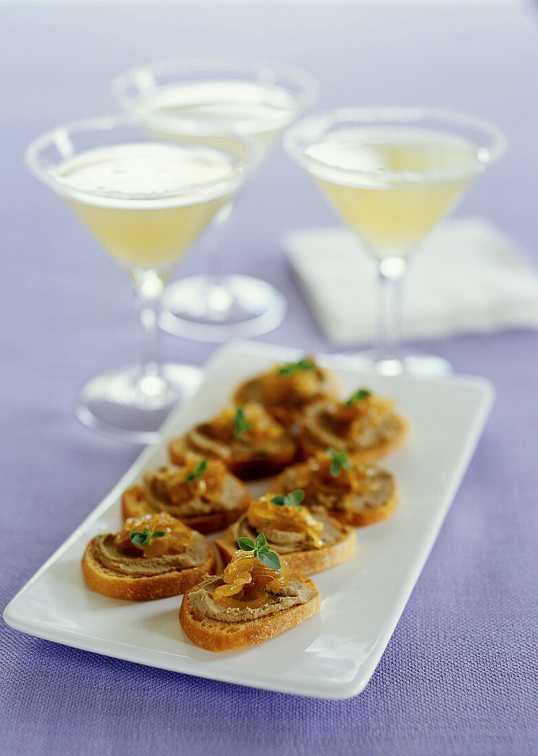 Crostini with chicken liver puree and onions