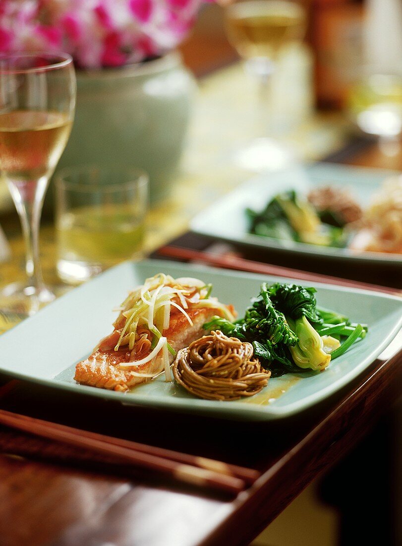 Salmon with soba noodles and Asian vegetables