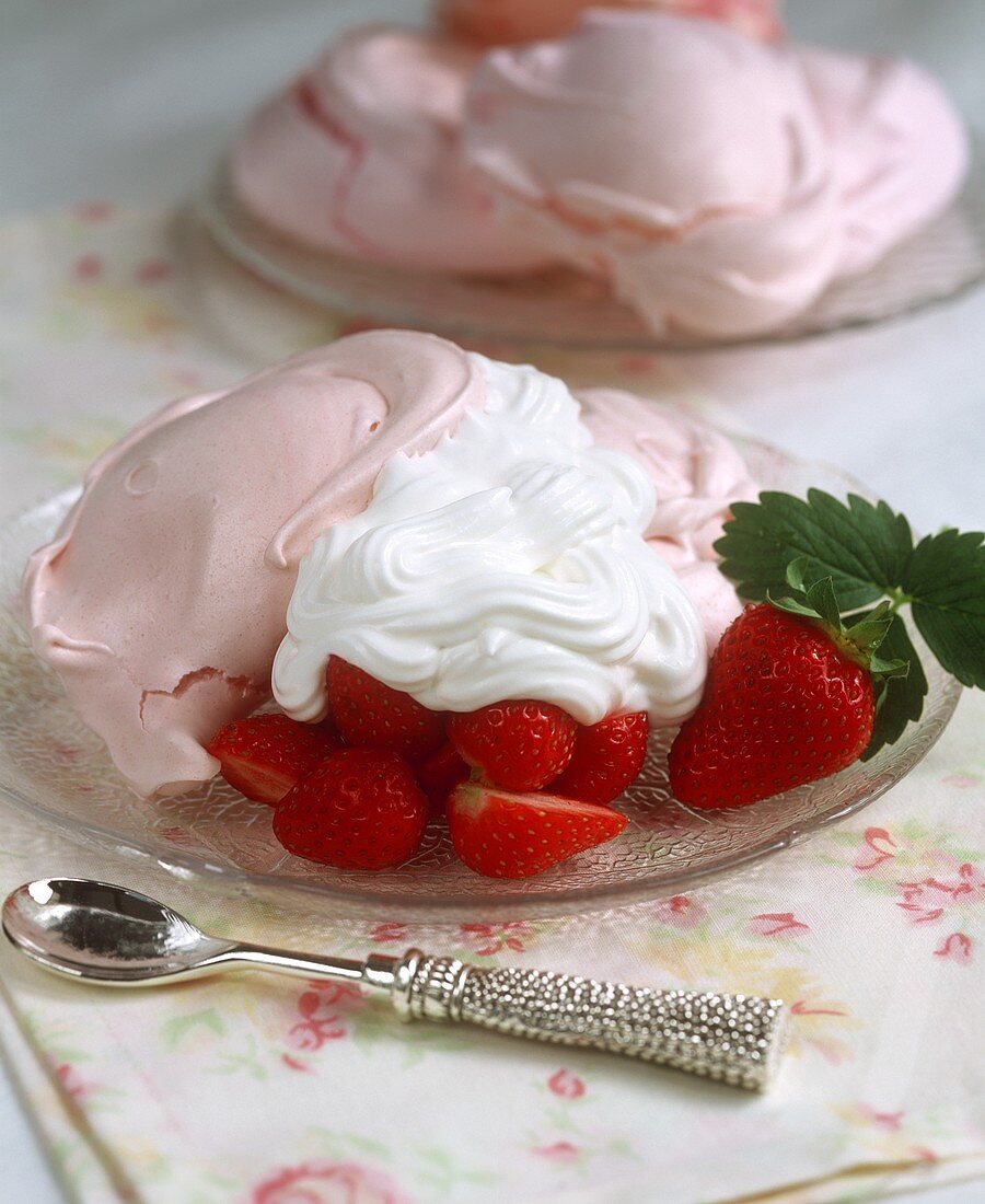 Fresh strawberries with strawberry meringue & whipped cream