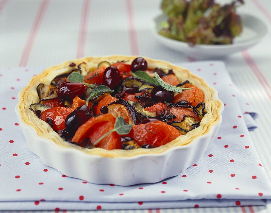 Tomato and olive tart with puff pastry
