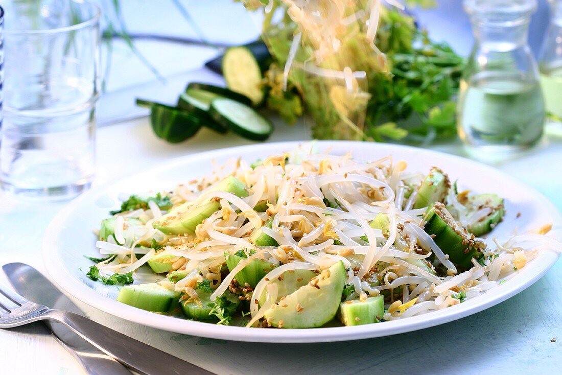 Cucumber salad with soya sprouts