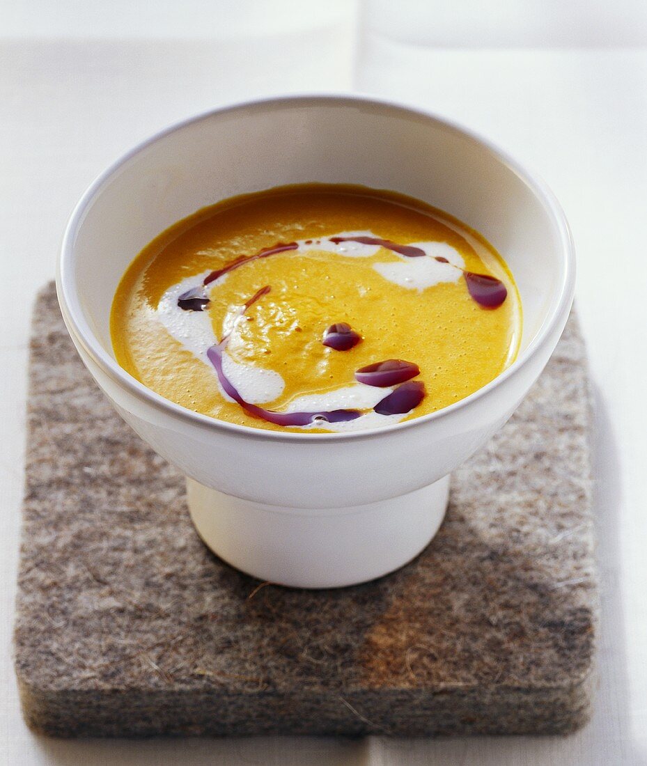 Creamed pumpkin soup with pumpkin seed oil