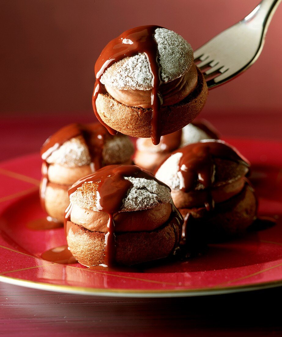 Chocolate profiteroles