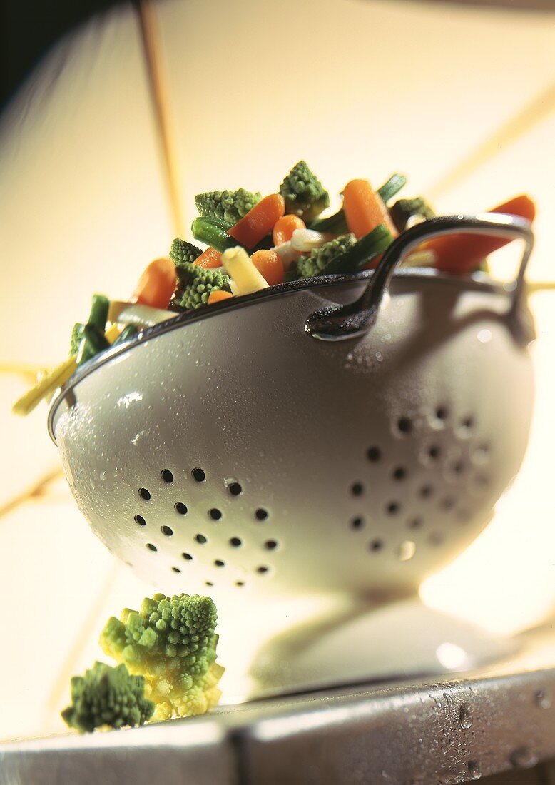 Mixed vegetables in a colander
