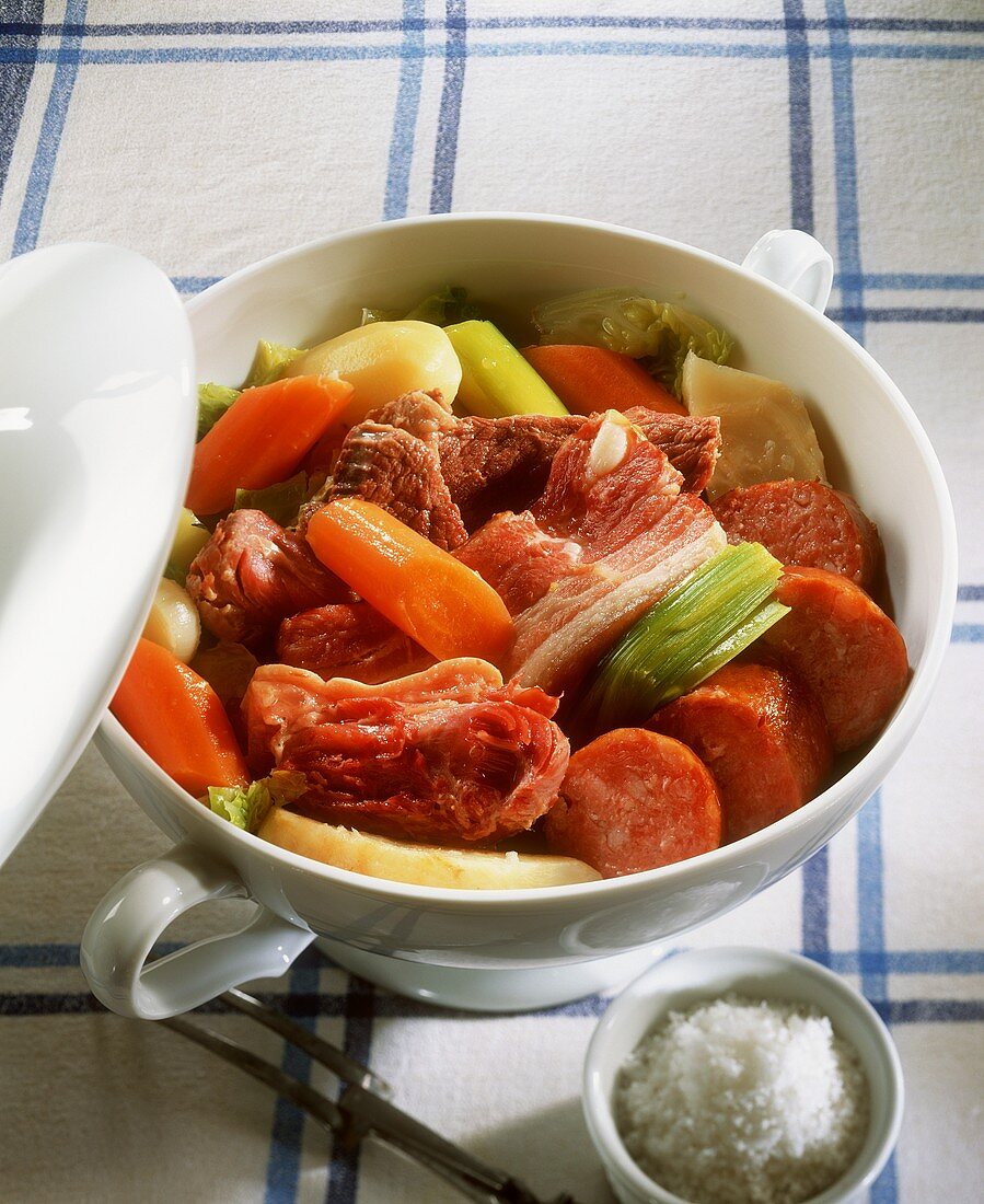 Mixed meat and vegetable stew