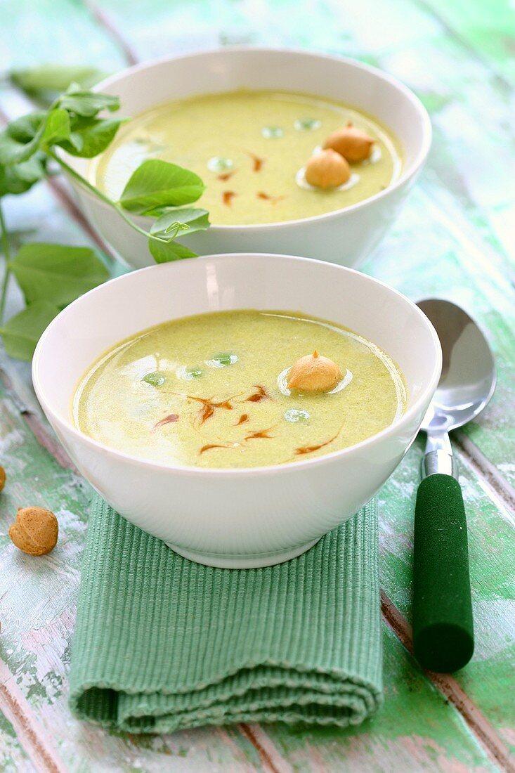 Two bowls of pea soup