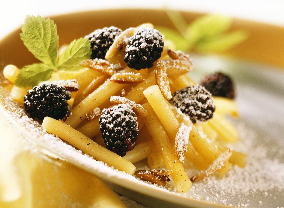 Sweet pan-cooked noodles with blackberries & slivered almonds