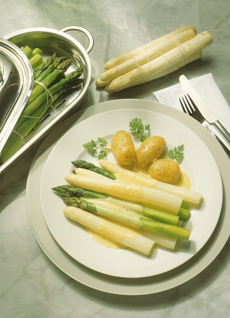 Asparagus with potatoes