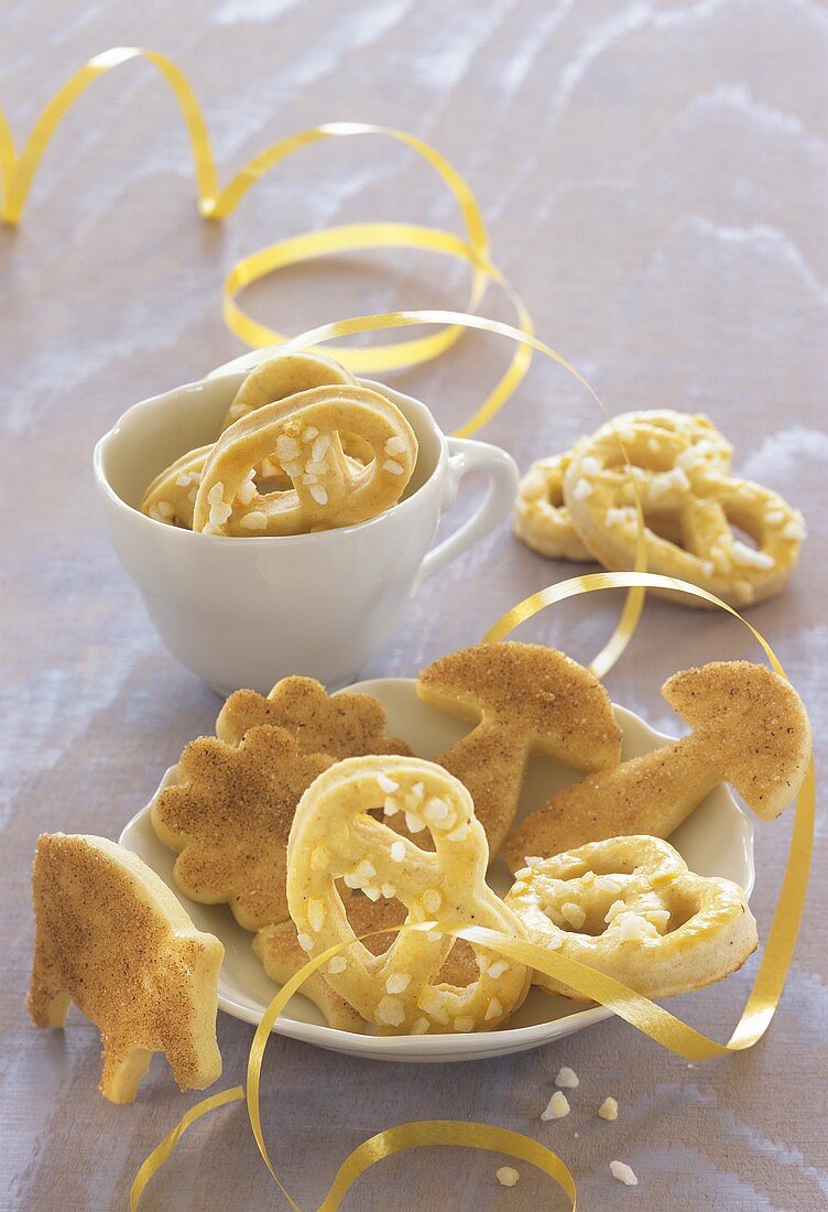 New Year pretzels with coarse sugar and New Year cookies