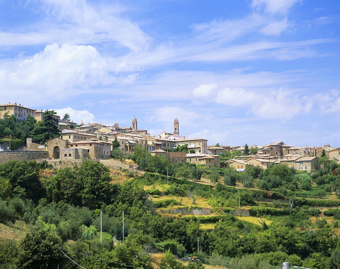 Der berühmte Weinort Montalcino, Toskana, Italien
