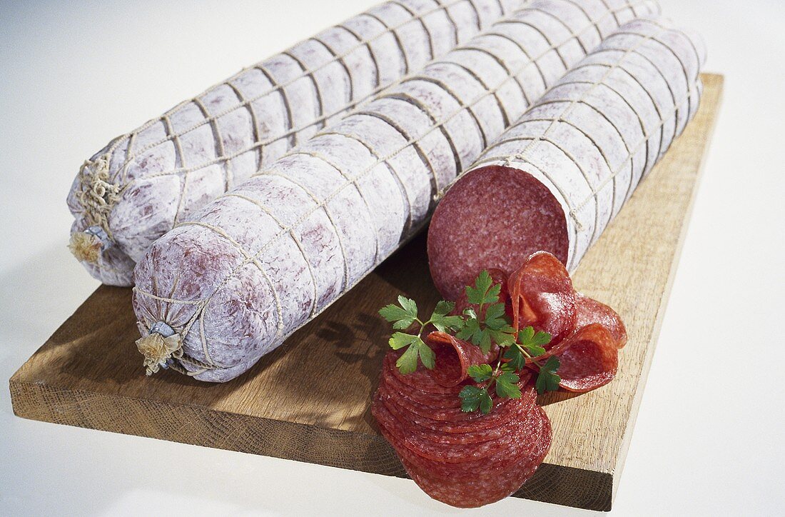 Salami nach ungarischer Art