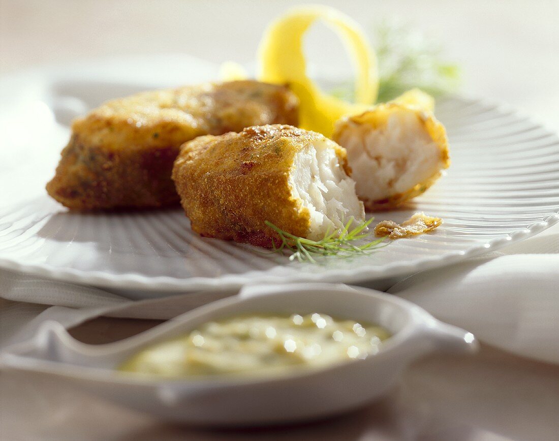 Fried haddock with remoulade sauce