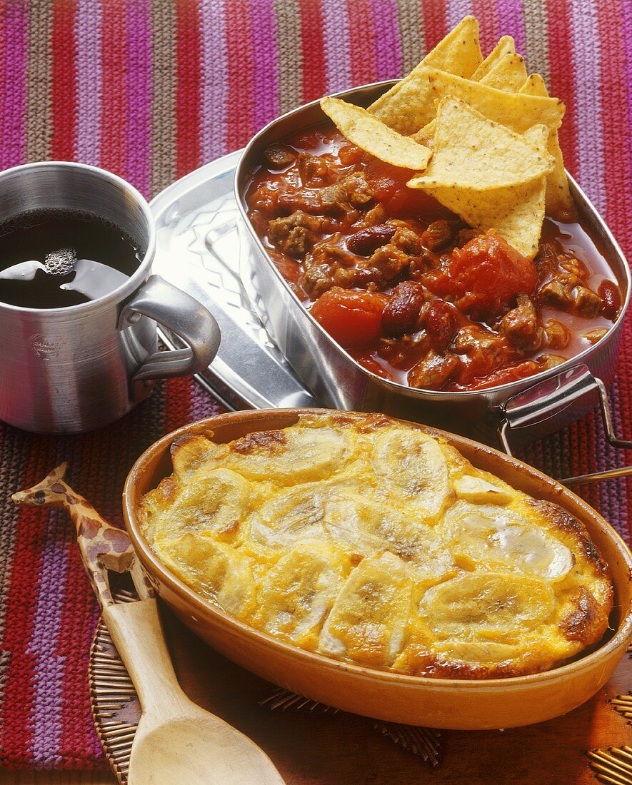 Chili con carne (Mexico), mince bake with bananas (S. Africa)