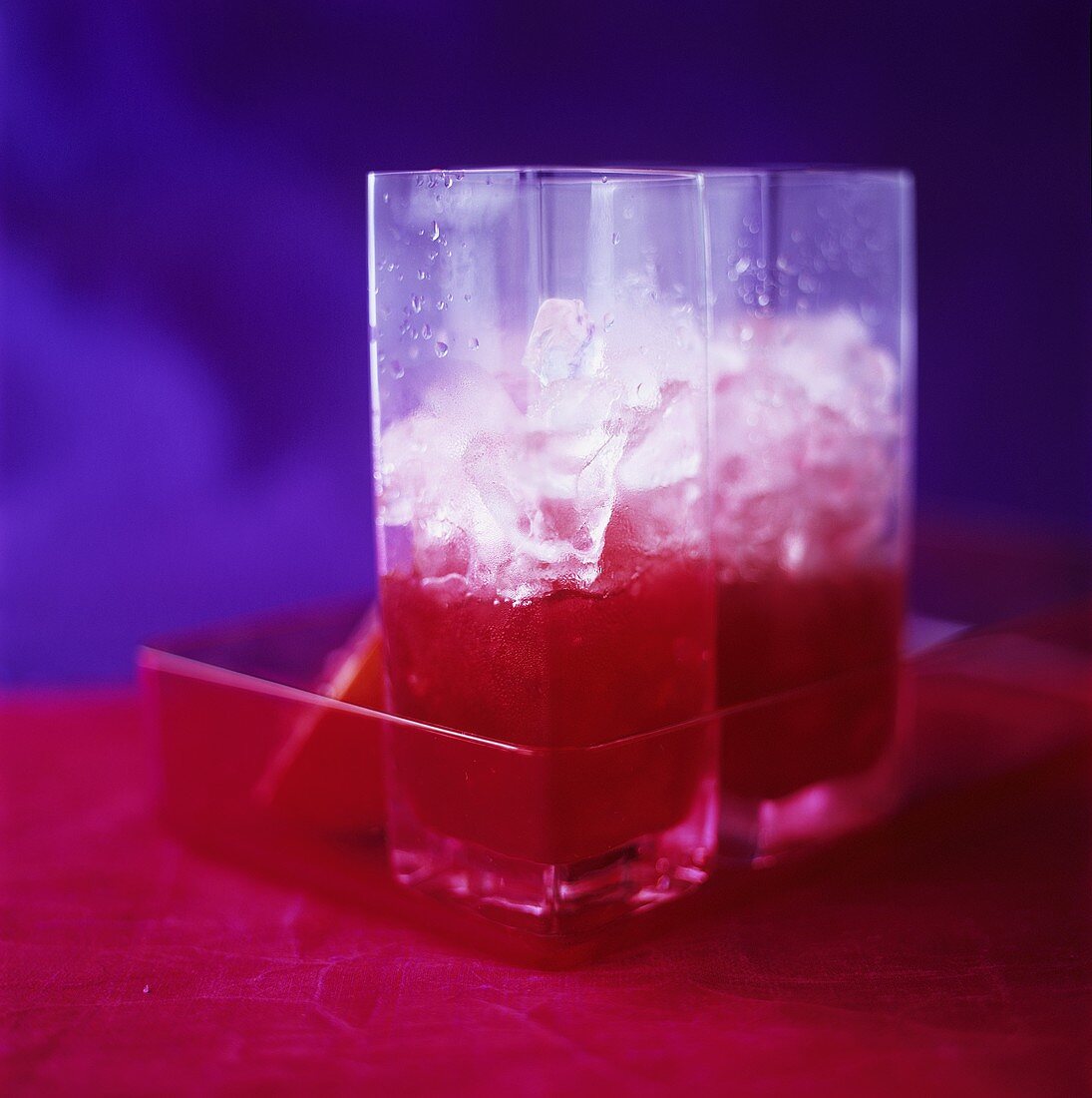 Cherry Lips (long drink with cachaca, vodka & cherry juice)