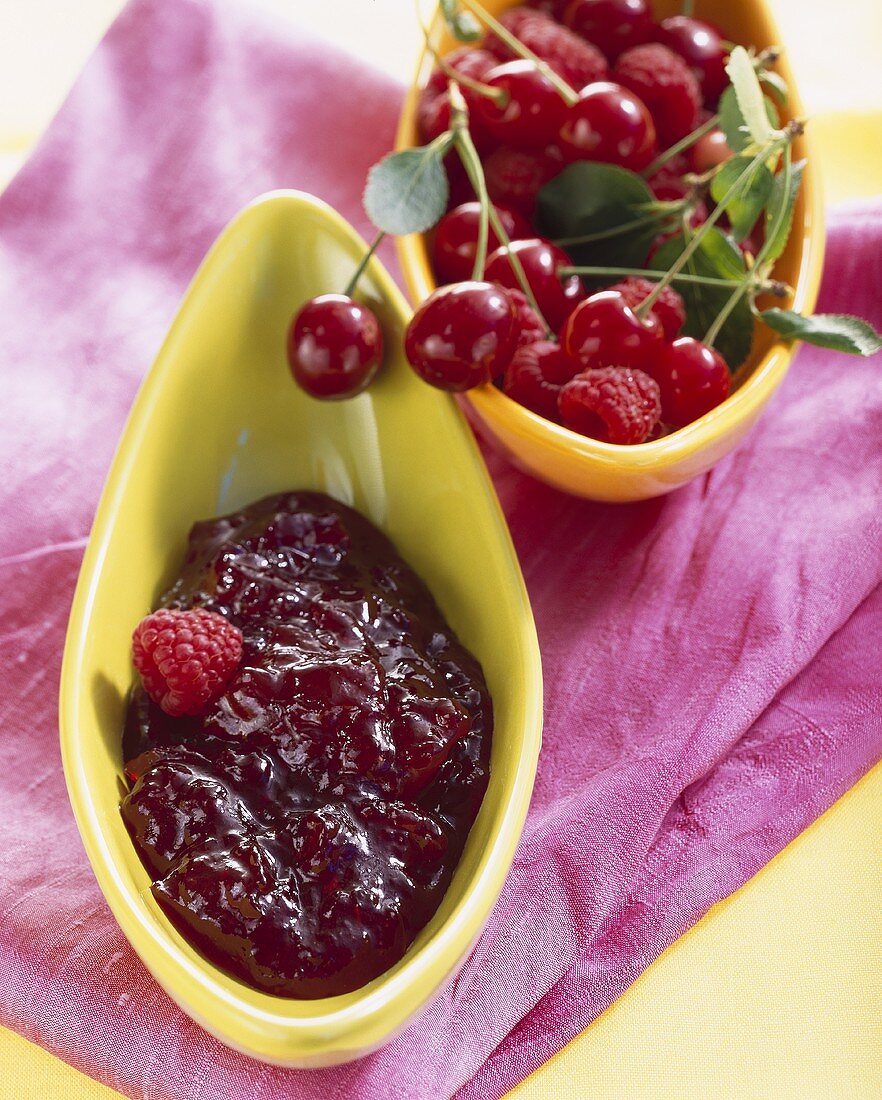 Three fruit jelly (cherry, redcurrant, raspberry)