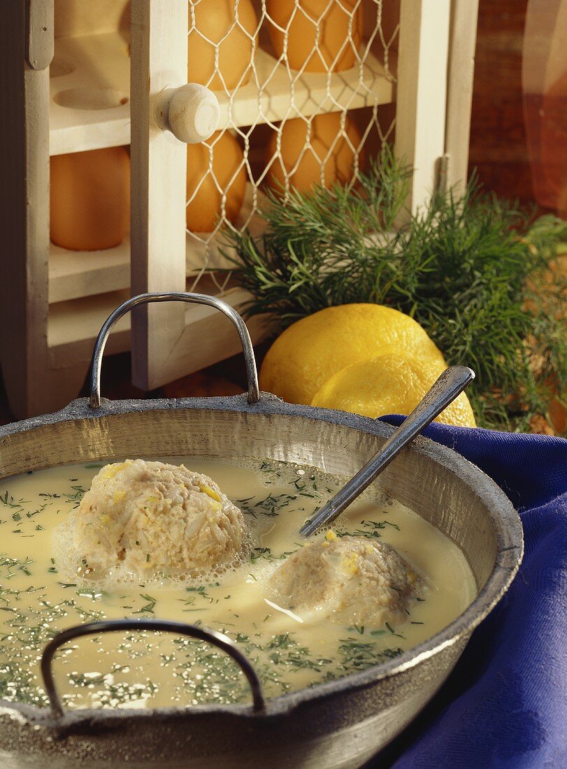 Mince dumpling soup with dill
