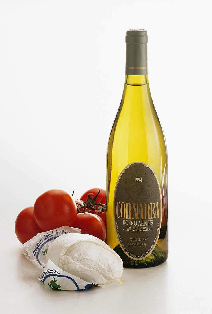 Mozzarella di bufala, tomatoes & an appropriate white wine