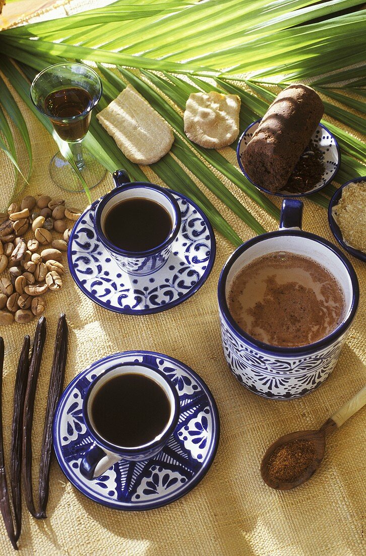 Black coffee with rum & spices and cocoa with spices