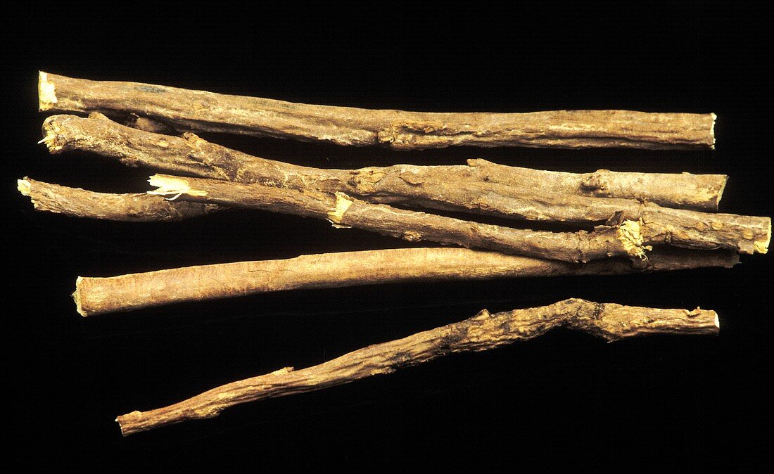 A few sticks of liquorice root