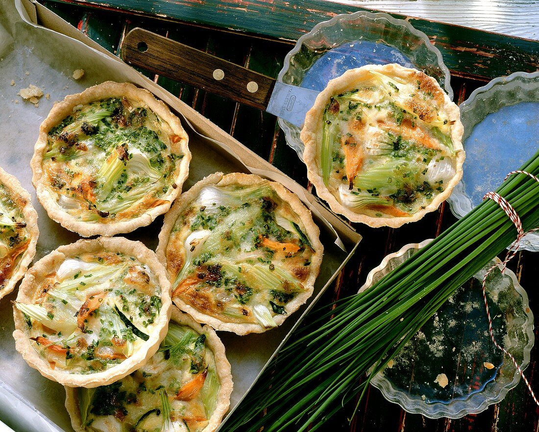 Small vegetable quiches with spring onions & chives