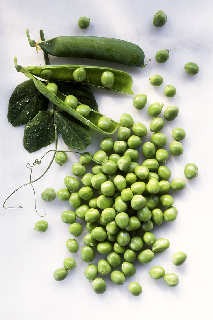 Shelled peas and pea pods