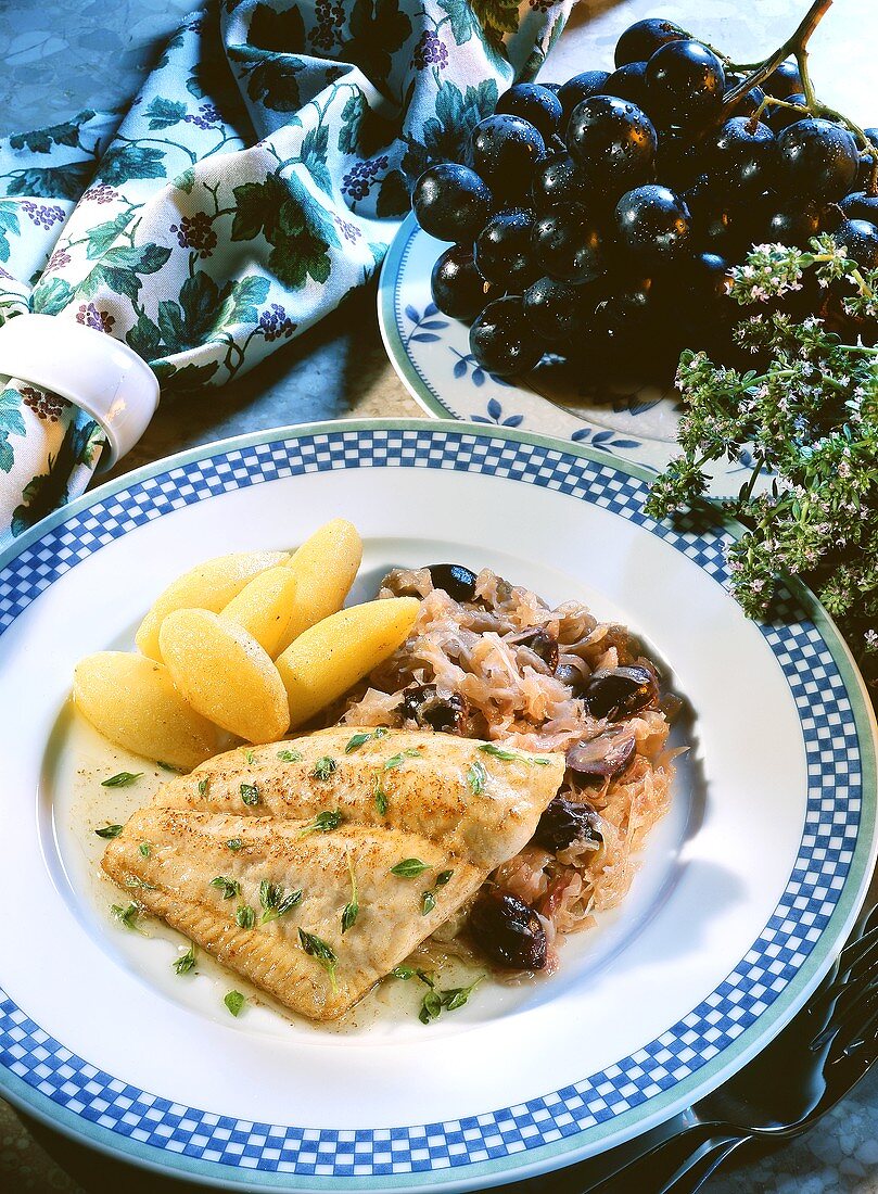 Cod fillet with grapes & white cabbage & jacket potatoes