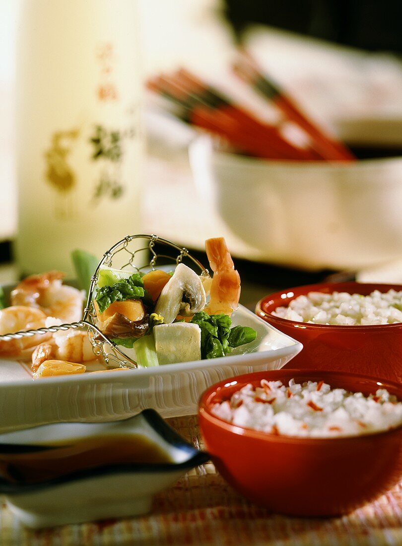 Japanese shrimp fondue with vegetables and mushrooms