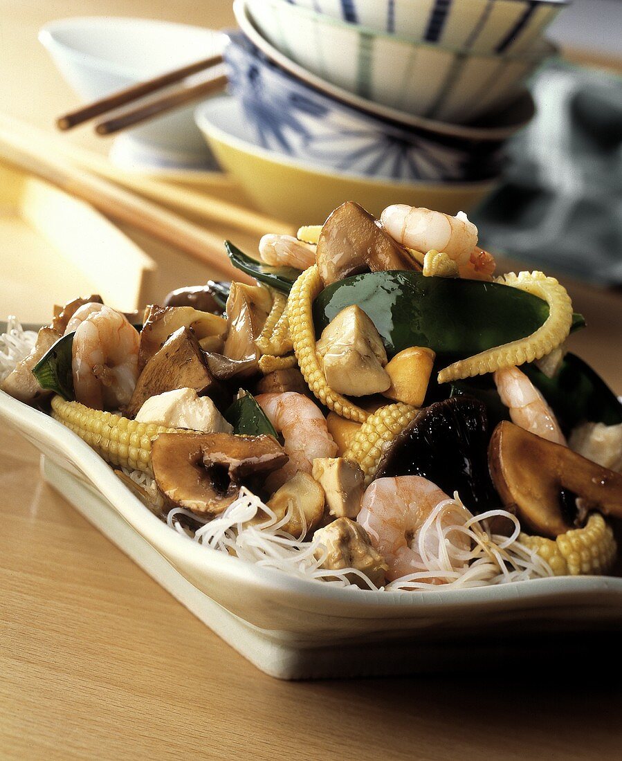 Cellophane Noodles with Shrimp, Mushrooms and Vegetables