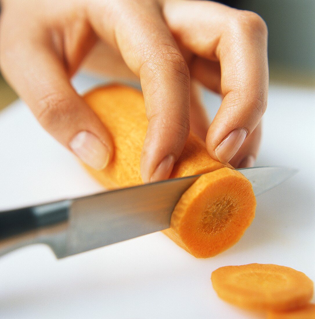 Slicing a carrot