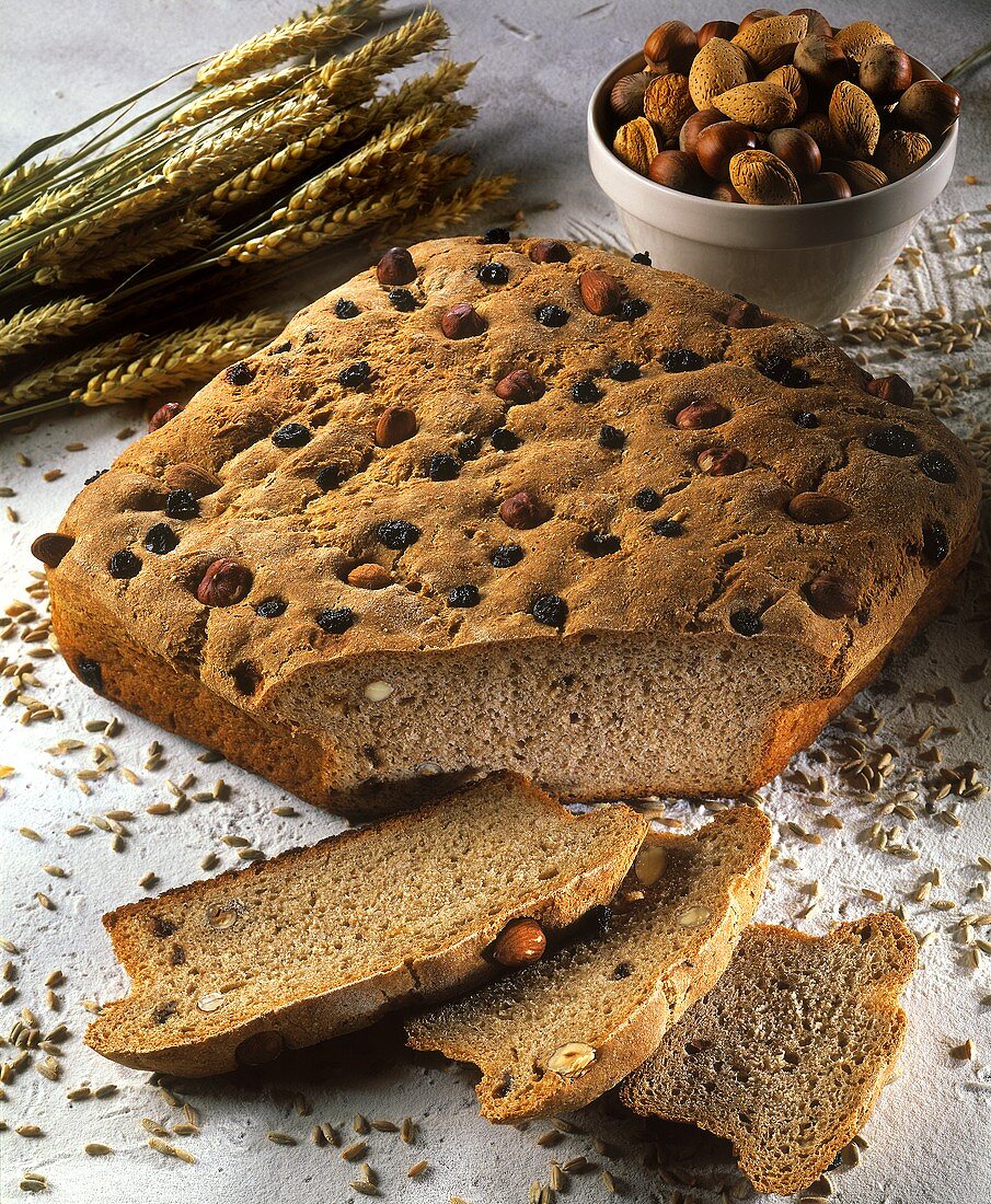 Rye bread with nuts, almonds & raisins; décor: ears of corn
