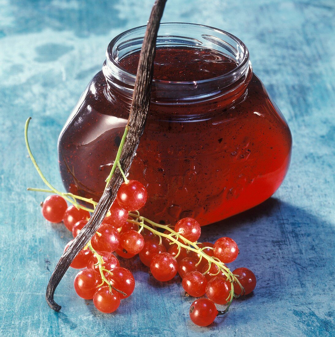 Redcurrant jelly with vanilla