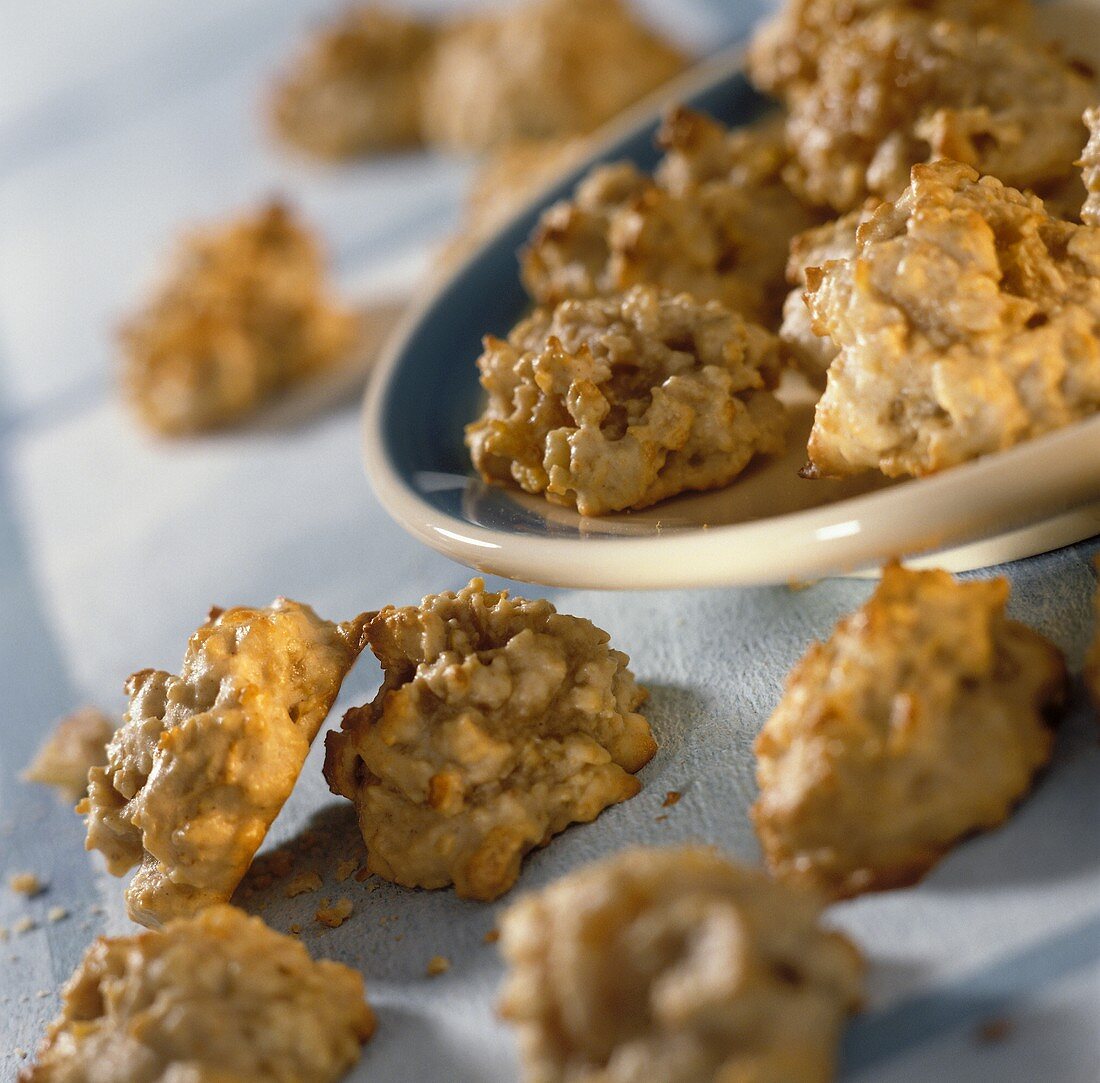 Walnut and apricot cookies