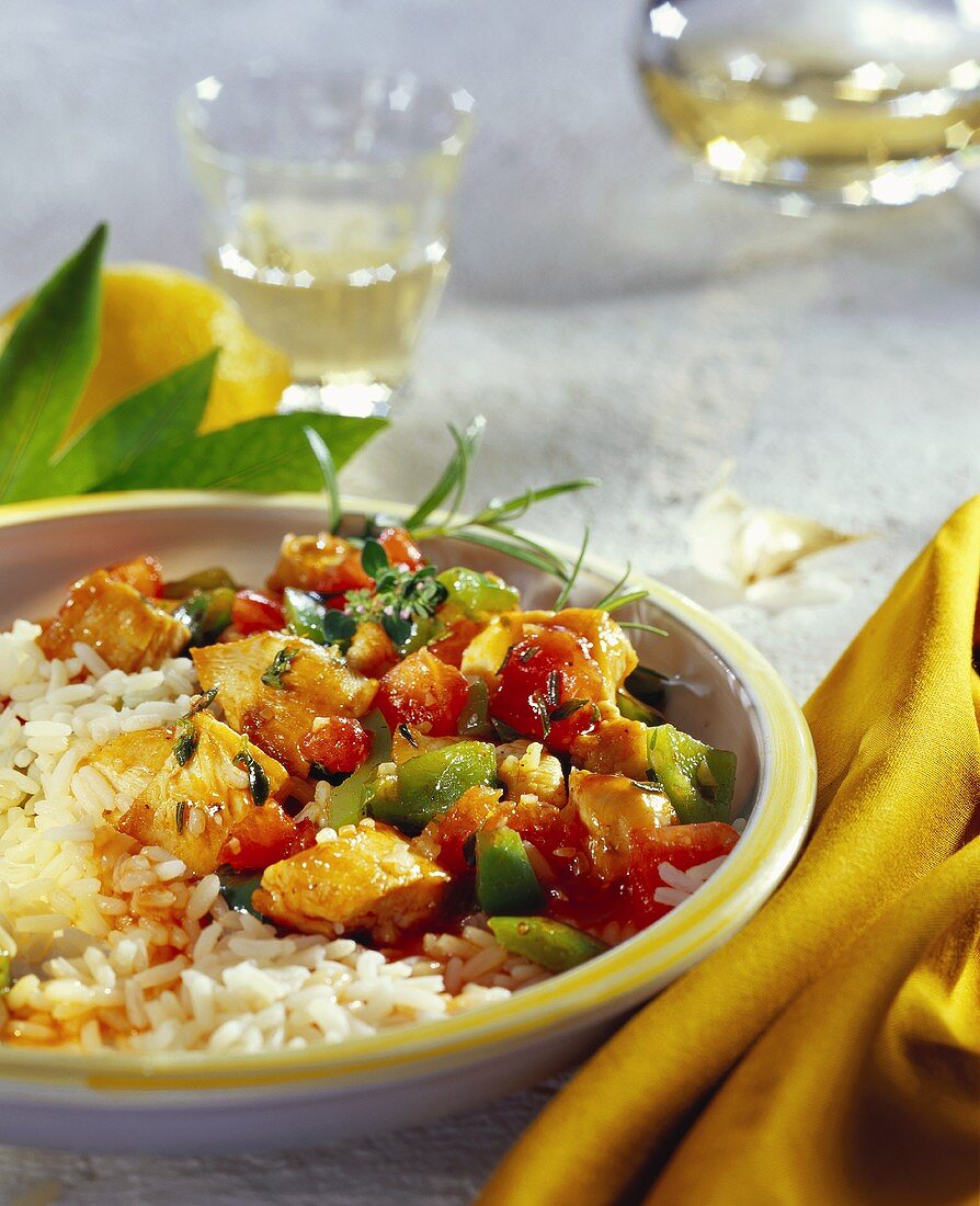 Chicken ragout with tomatoes, peppers and rice