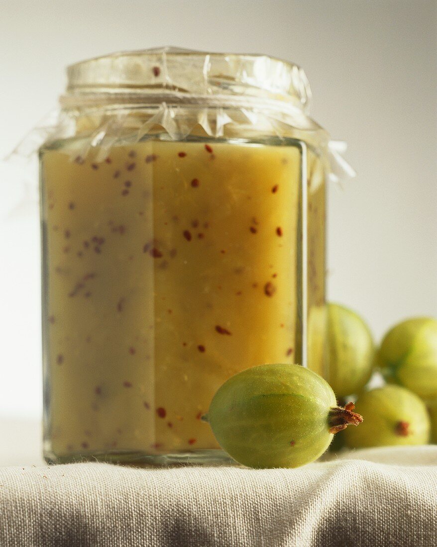 Gooseberry and kiwi fruit jam in jar