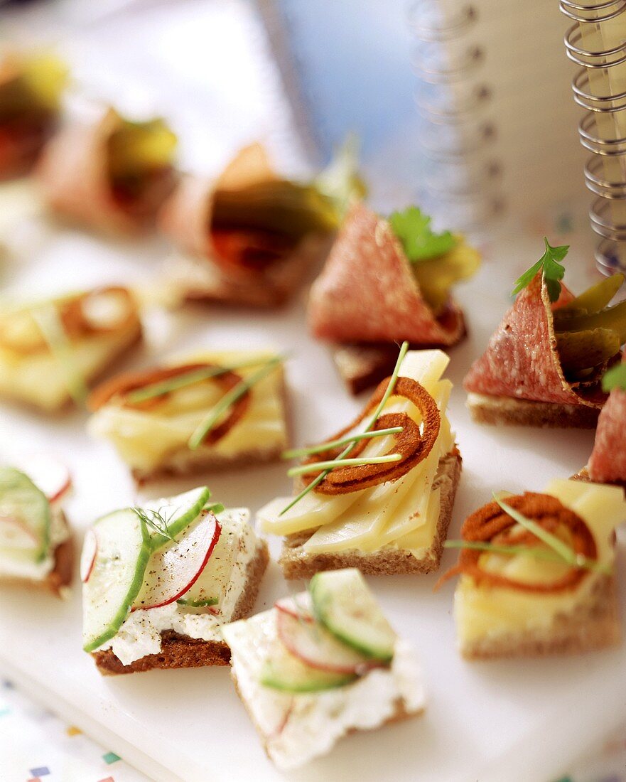 Sandwich: quark, Emmental cheese, salami for office party