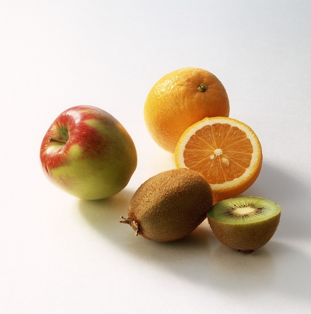 Apple, oranges and kiwi fruits