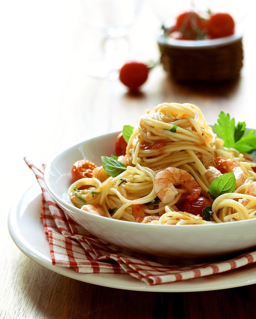 Pasta pasticciata con i scampi (Pasta dish with shrimps)