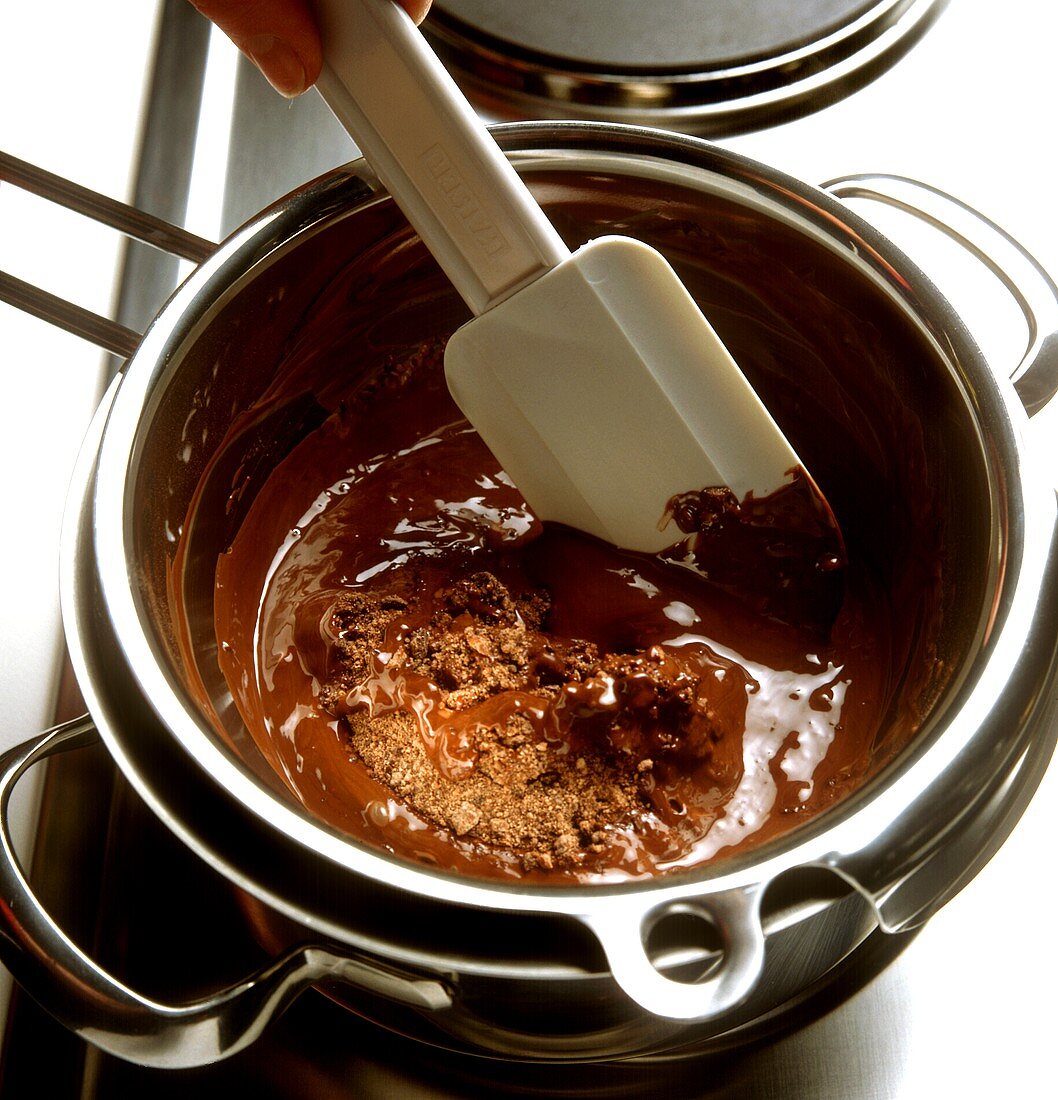 Melting chocolate in bain-marie