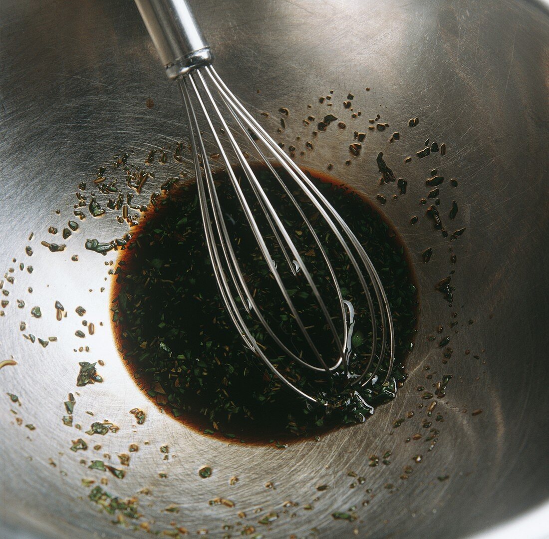 Preparing salad sauce